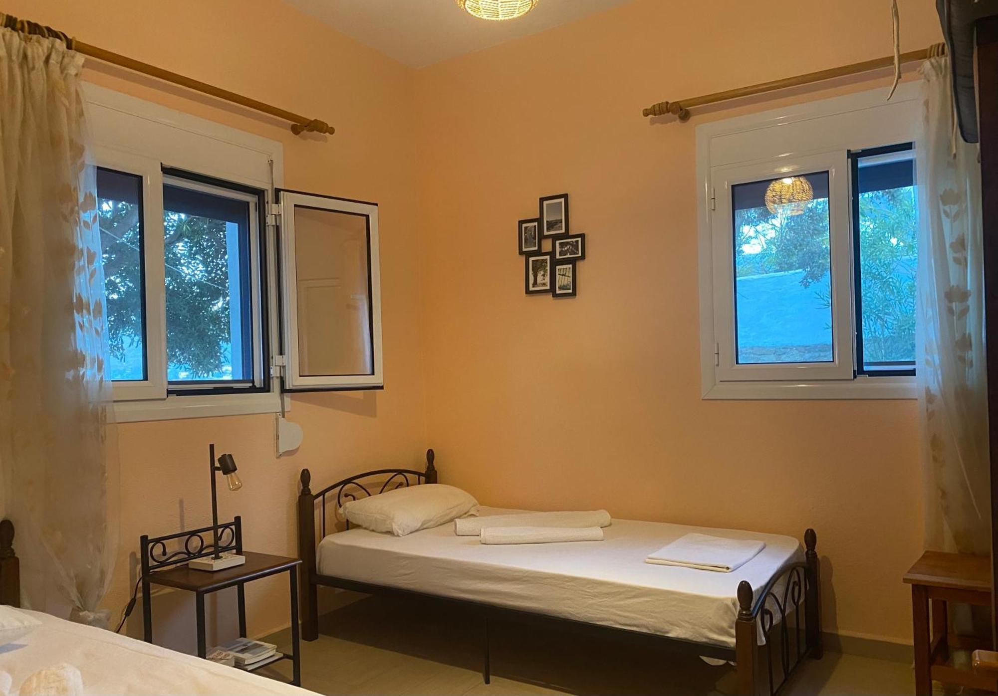Villa Πέτρινη Αυλή, Αρμενιστης Ικαρια Armenistis  Esterno foto